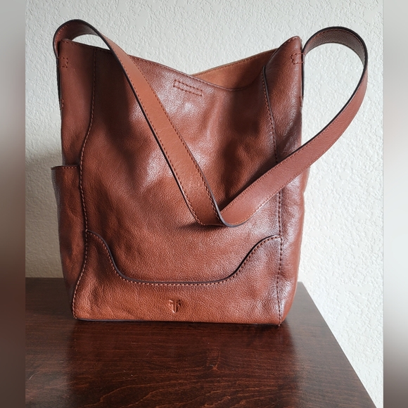 Frye Handbags - Frye Leather Side Pocket Hobo